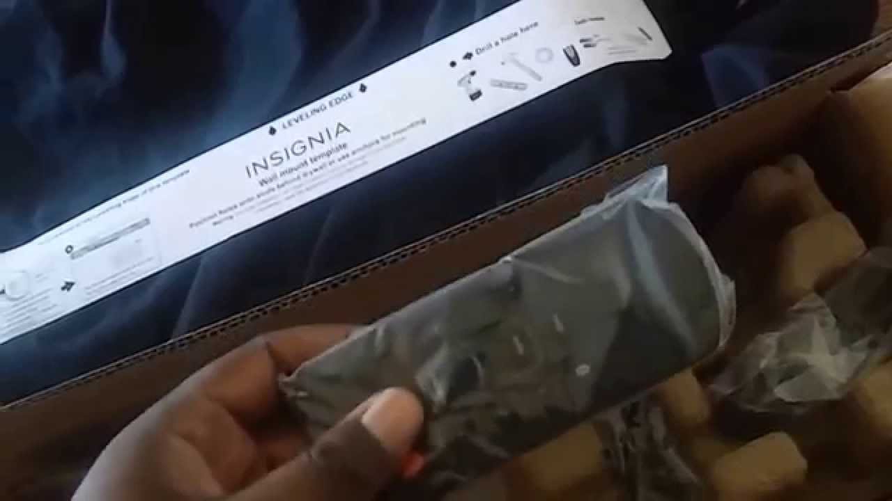 Insignia Soundbar  w/ Bluetooth: Unboxing (NS-SB314)