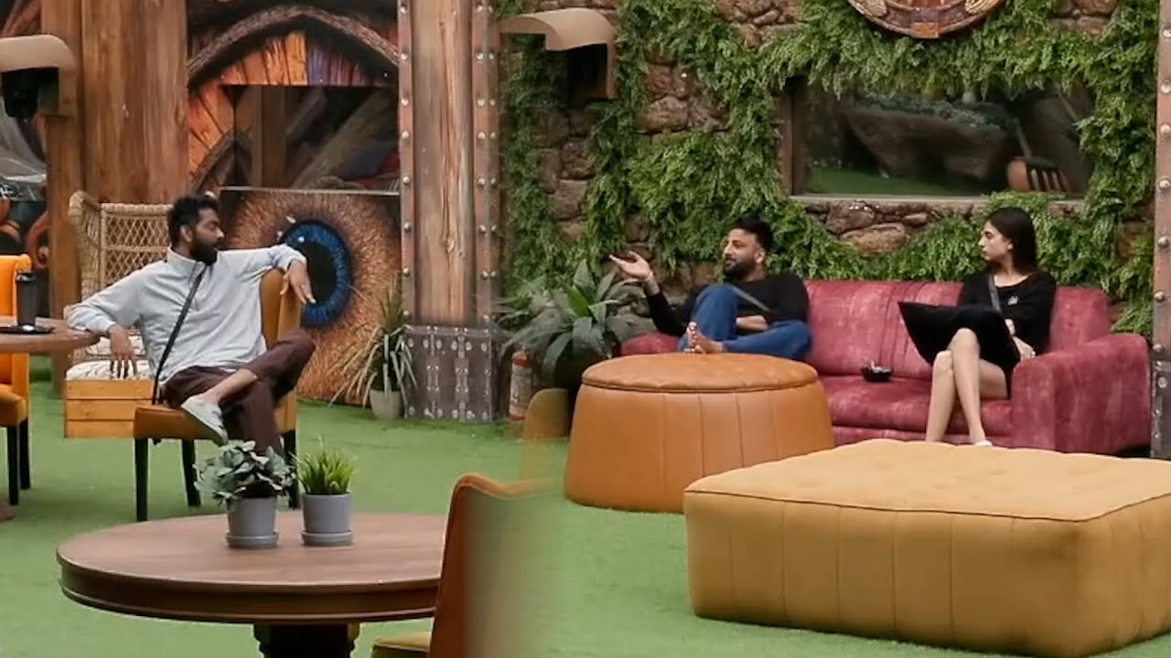 Bigg Boss 19 New Update: Shehbaaz ने बताया Nawazuddin के घर की बात Pranit को