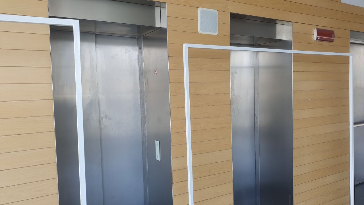 2 Unworking Schindler 3300 MRL Traction Elevators + tour of Zaha Hadid's Salerno Maritime Terminal