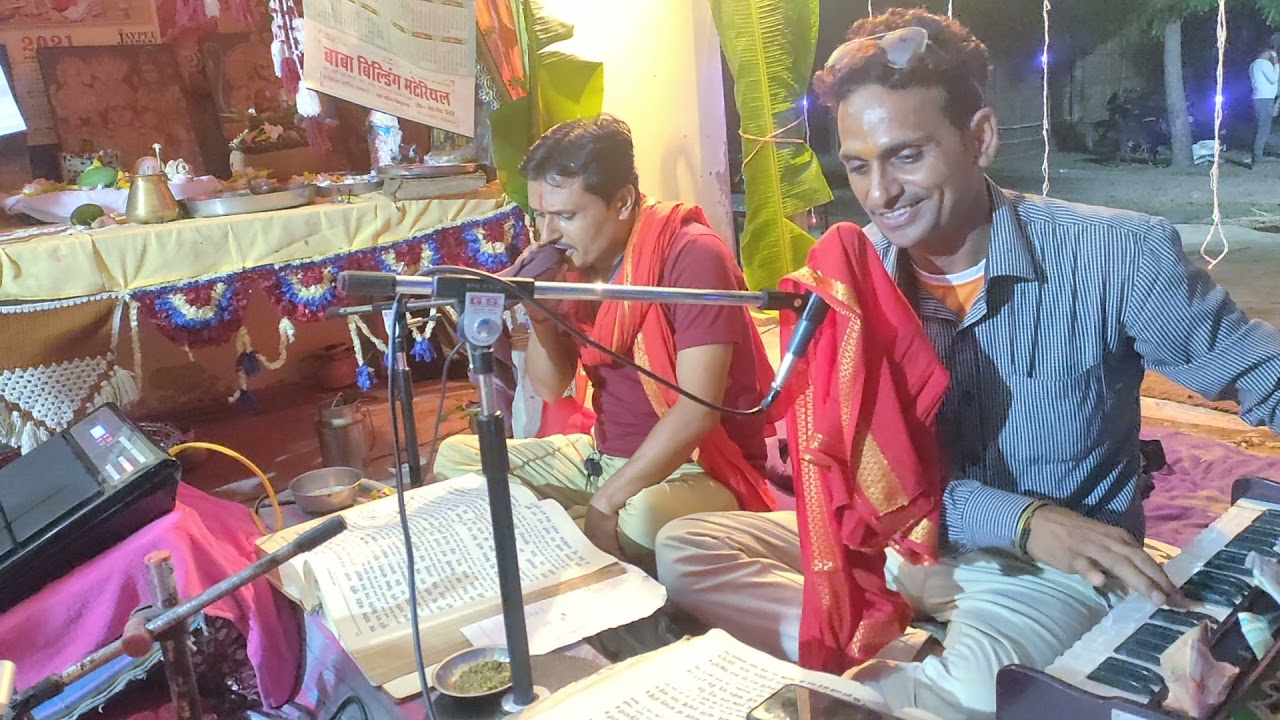 चोली के पीछे क्या है की तर्ज पर ,प्यारा रामायण