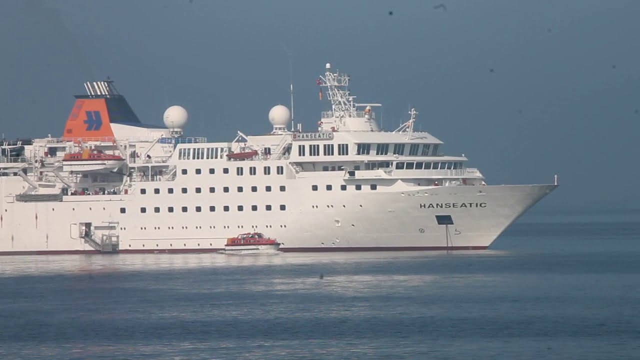 MS Hanseatic vor Heringsdorf/ Insel Usedom/ Cruise Ship Hanseatic