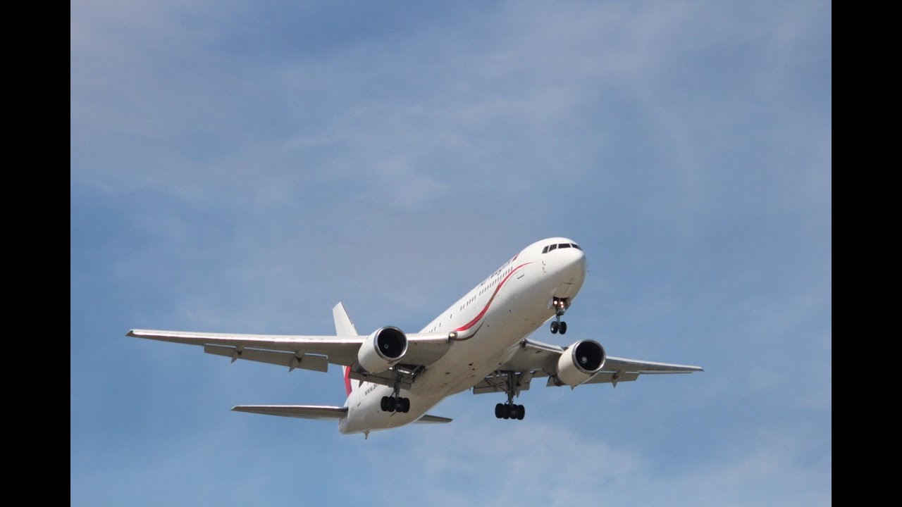 13 Minutes of Plane Spotting at Brisbane Airport | BNE | YBBN