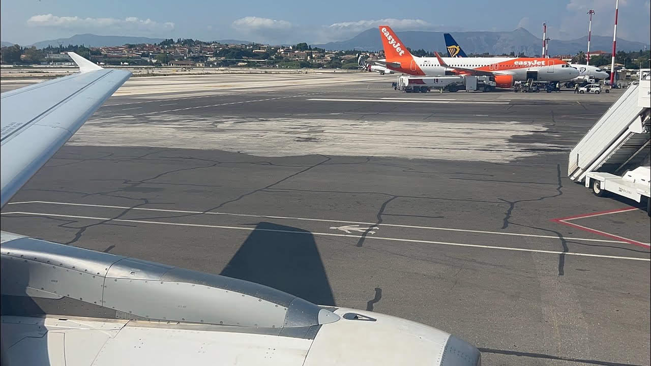 Bumpy Gatwick Departure! Stunning Corfu Arrival😍 | easyJet A320 |