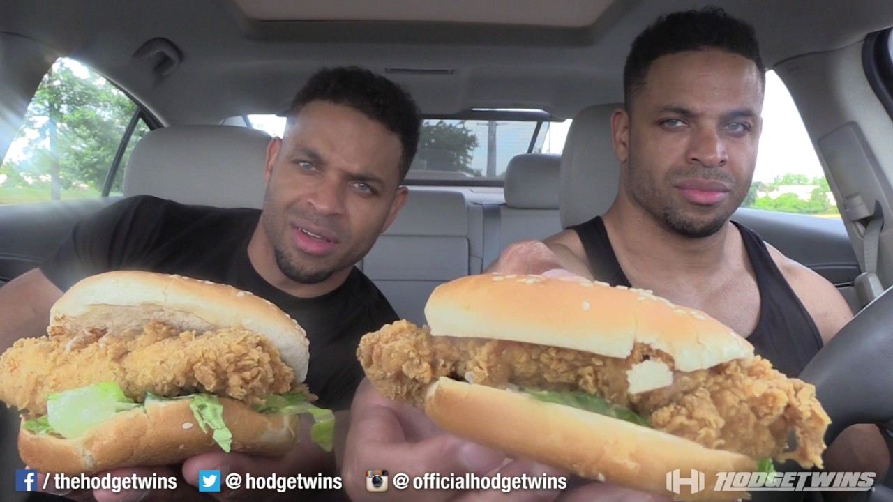 Ем сэндвич с курицей KFC Double Crunch @hodgetwins