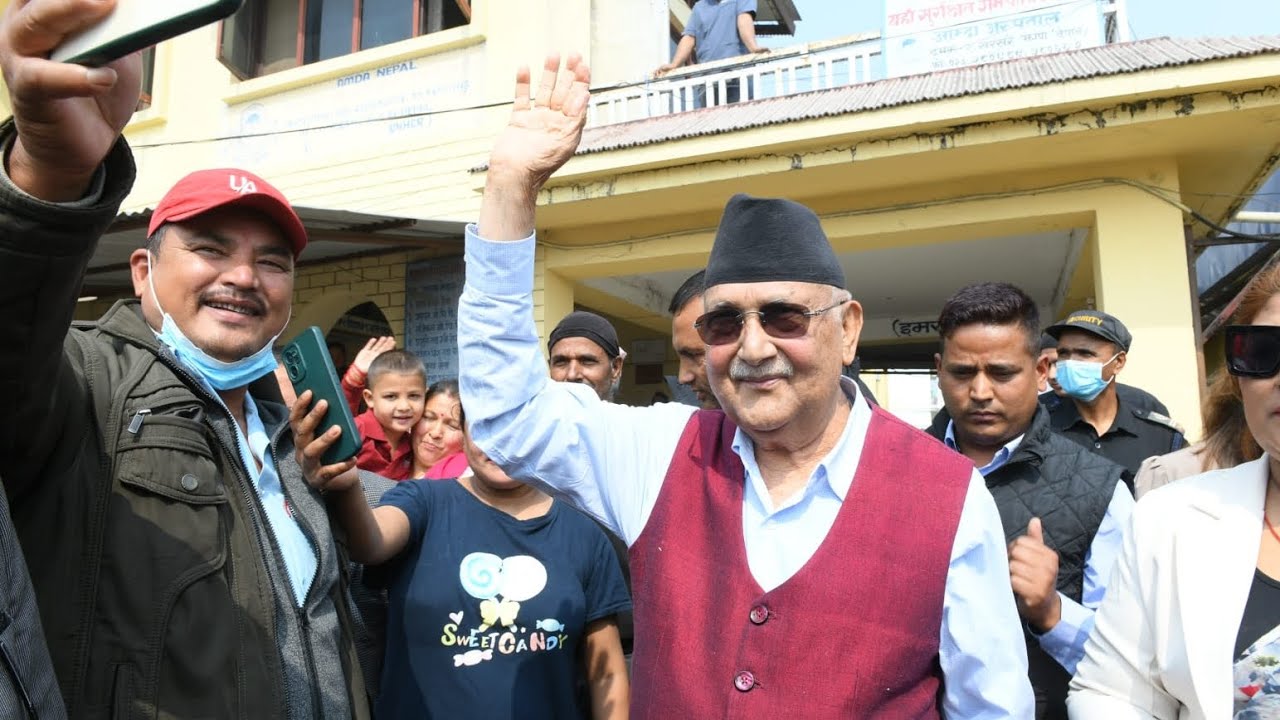 झापा ५ मा केपी शर्मा ओलीको निरन्तर घर दैलो अभियान KP OLI IN JHAPA 