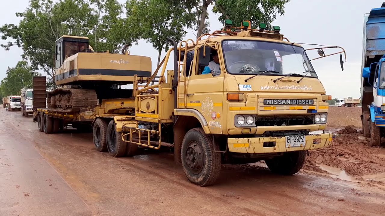 เก๋าแก่สุดๆ แพคคู่ UD CW30M หัวลาก แบก CAT E200B สุดปังครับ excavator and truck EP.7422