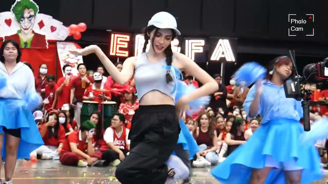 [Fancam] 301222 ชาล็อต ออสติน นำทีมแข่งประกวดกองเชียร์สีฟ้า #GRANDsportsday