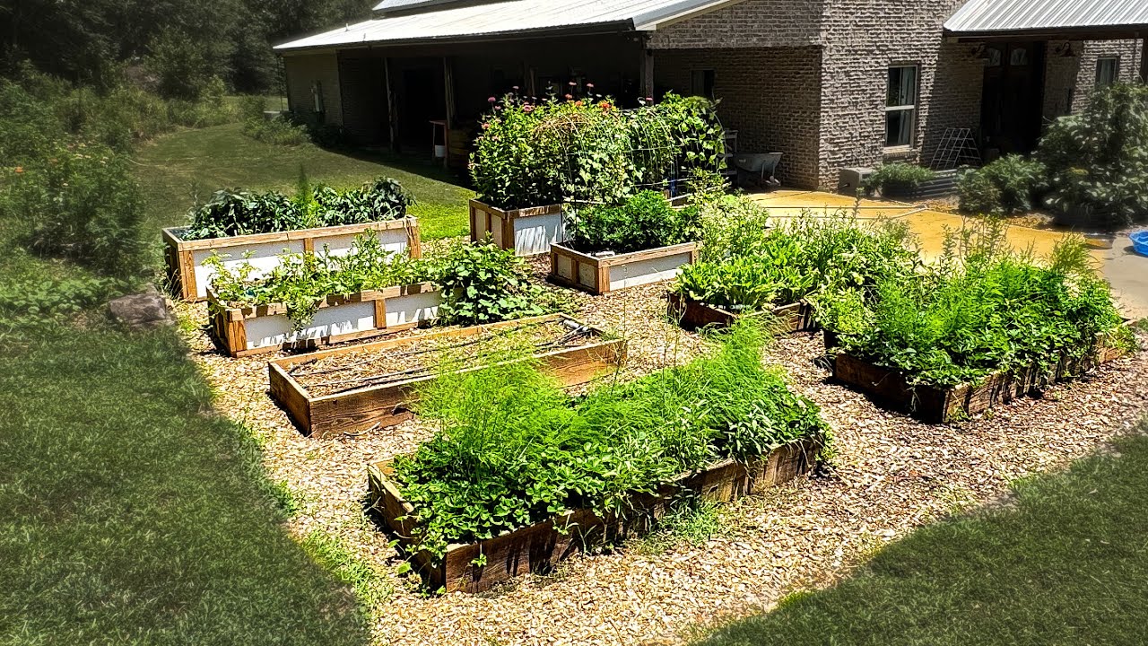 DIY Raised Bed Garden with Underground Irrigation