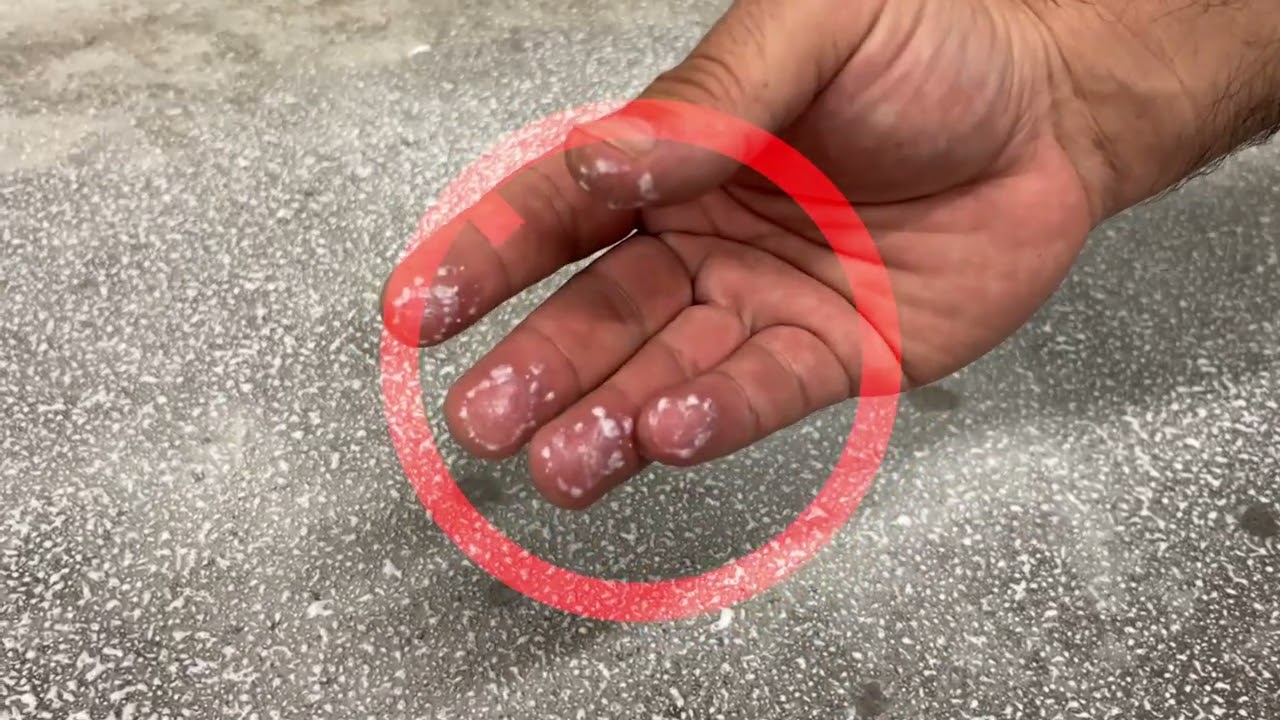 Quick and easy LVT installation : Invictus® Spray & Fix