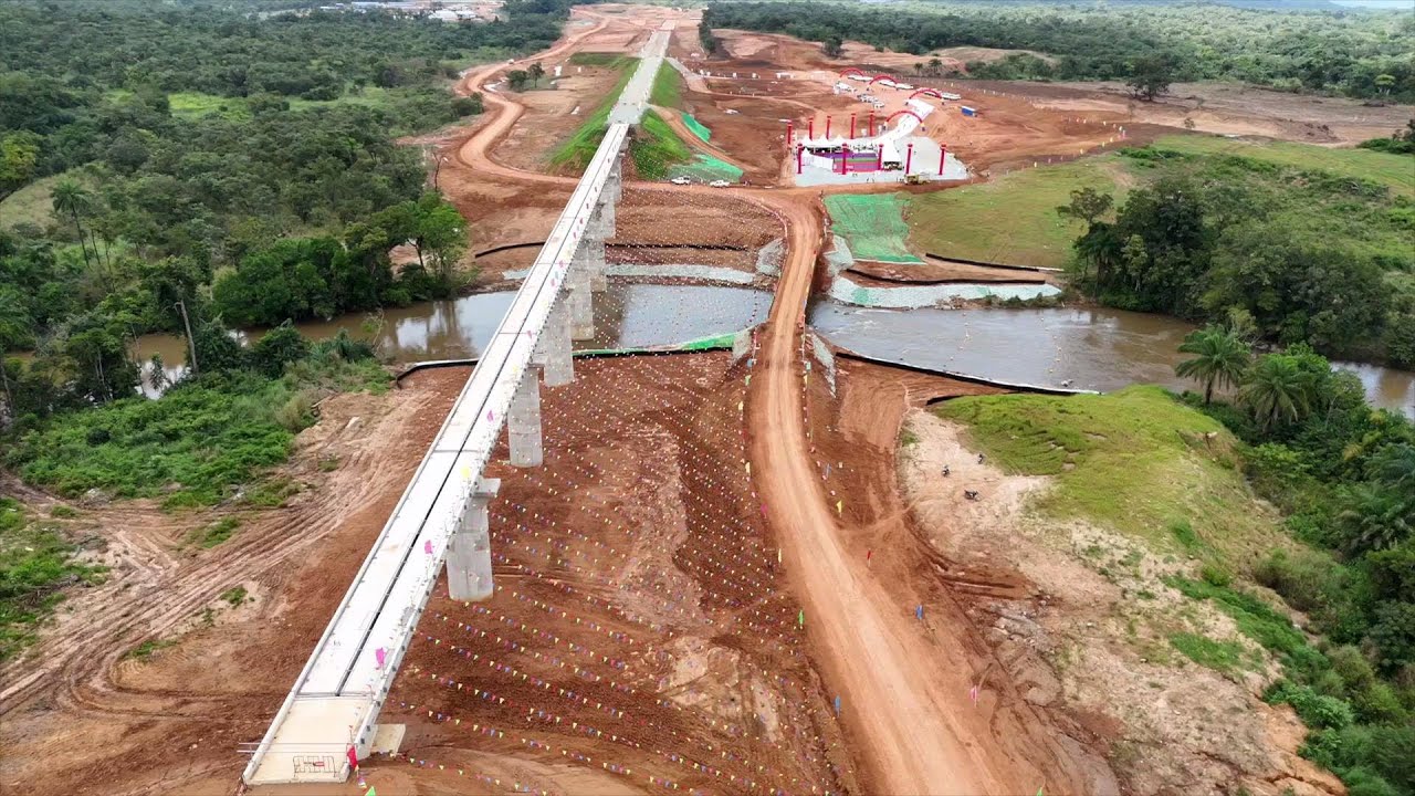 LE PONT BEYLA, UN GESTE DU GOUVERNEMENT DE CNRD. LES ÉDITIONS DE LA RTG GUINÉE 224