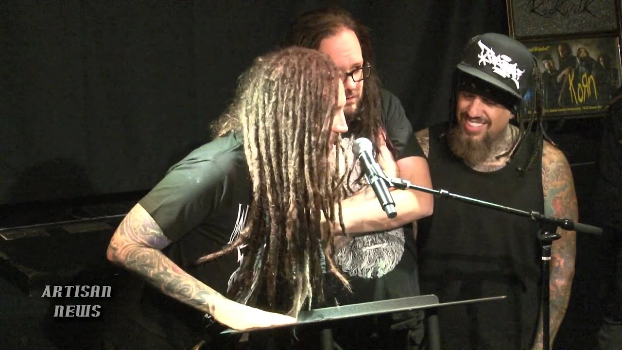 KORN INDUCTED BY ROB ZOMBIE INTO HOLLYWOOD ROCK WALK