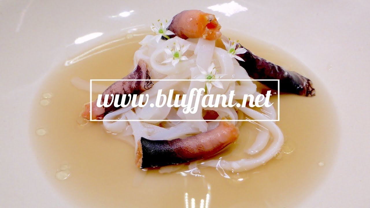 Calamares y percebes con su fondo picante y fino Panesa