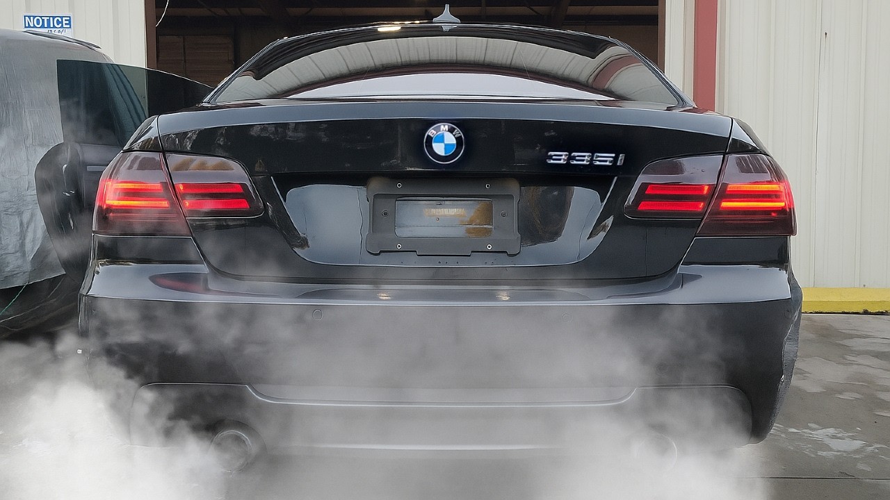 BMW E92 335i N55 – Pure Stock Exhaust RAW SOUND (Cold Start + Revs)