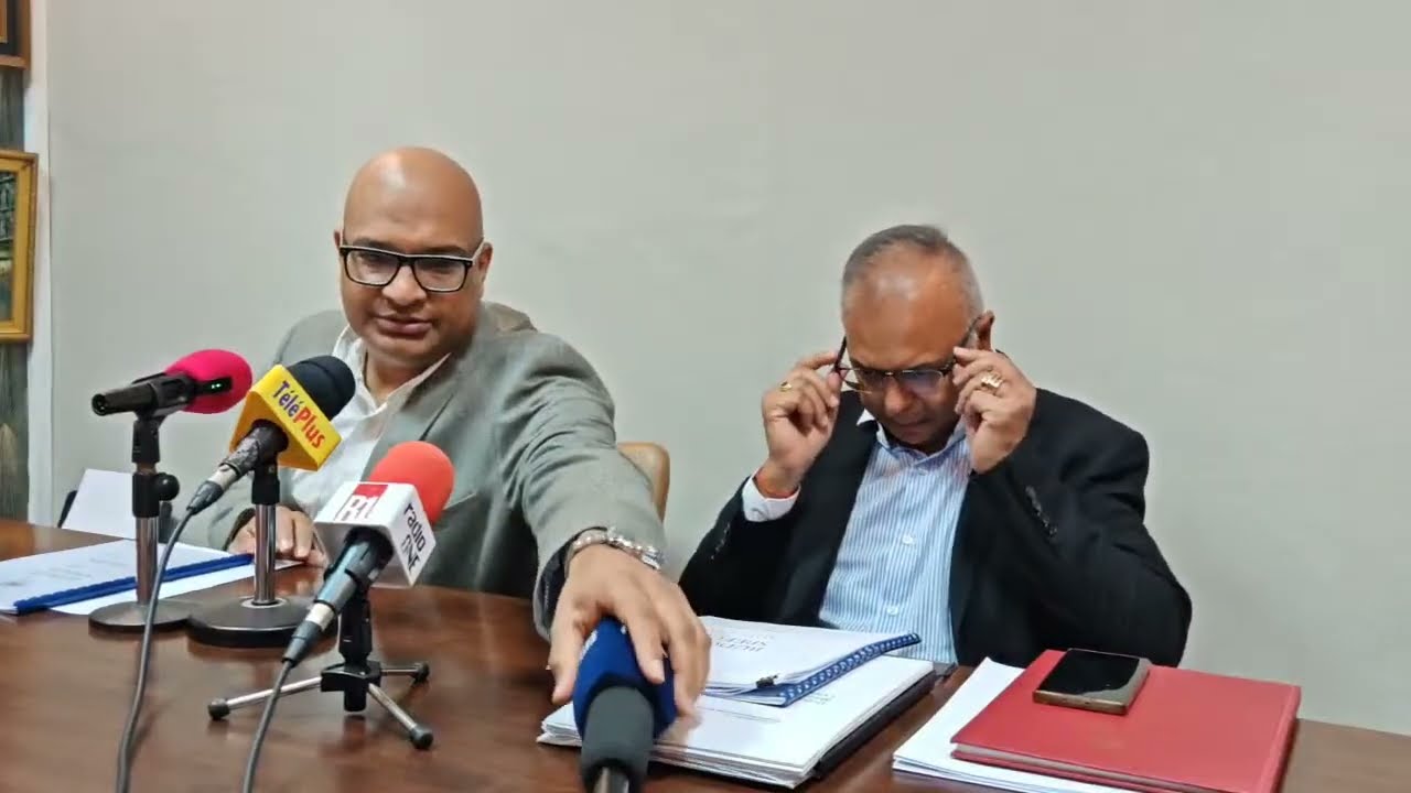 Pension de retraite à 65 ans : conférence de presse de Sanjeev Teeluckdharry et Nishal Joyram