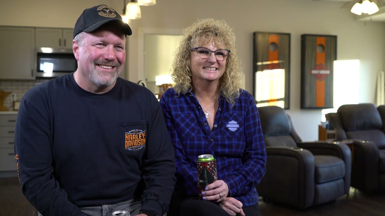 Gracewin Stories:  Eddie & Val