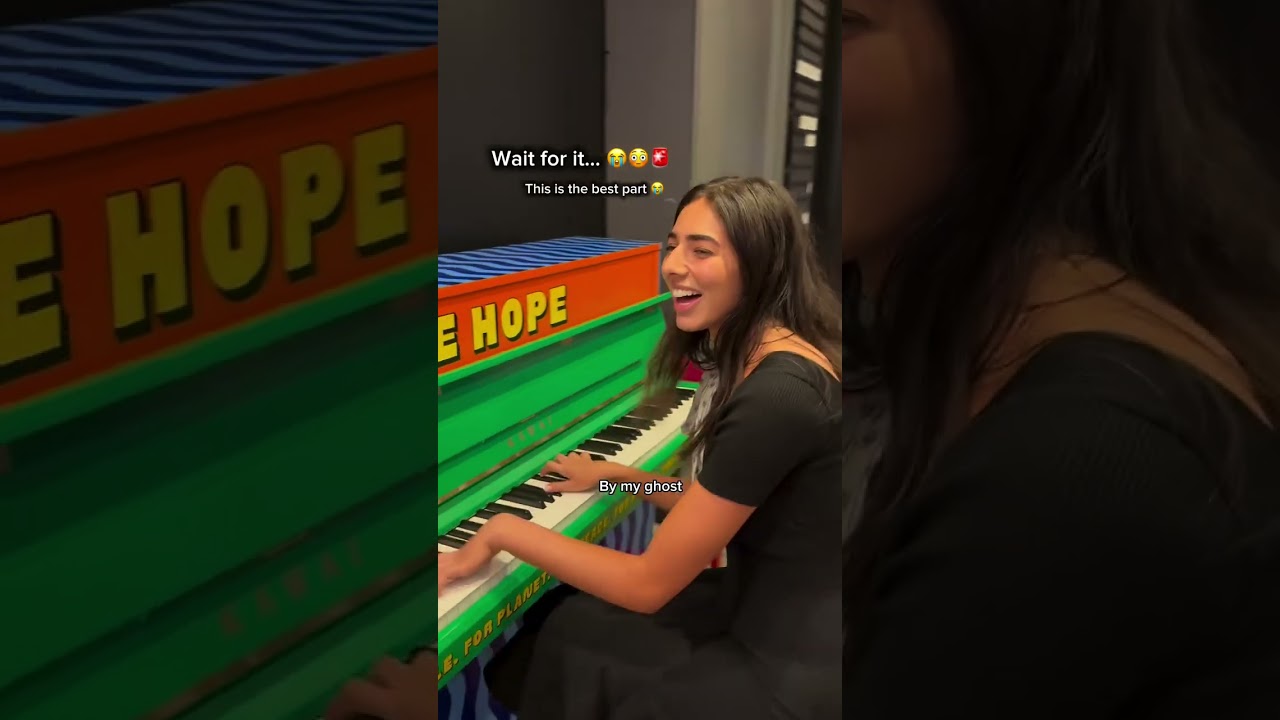 One of the coolest moments 😳🥲 #singer #songwriter #popmusic #singersongwriter #originalsong #l