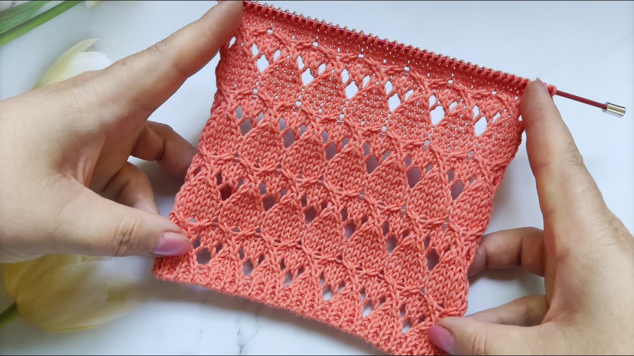 Lace Stitch Knit Pattern| Ajourmuster stricken| Punto traforato ai ferri | Punto calado a dos agujas