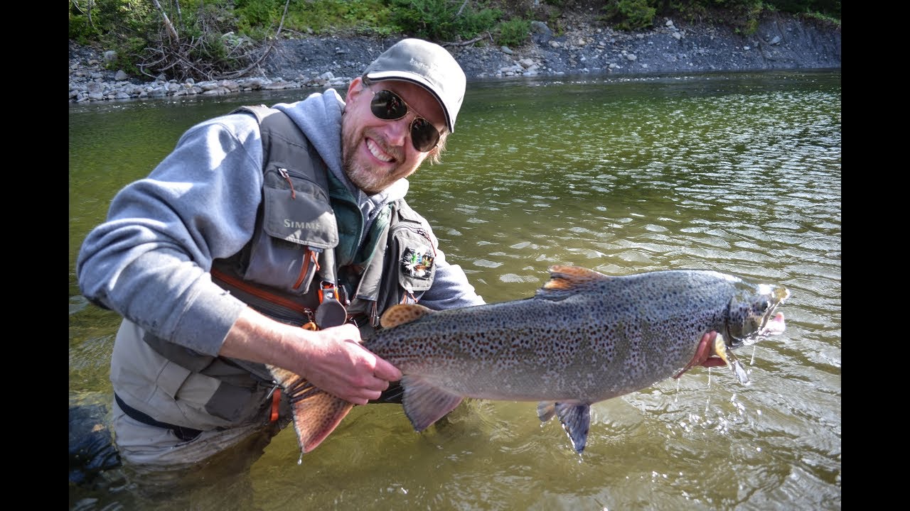 Pêche au Saumon sur la rivière Matane, Salmon Fly Fishing