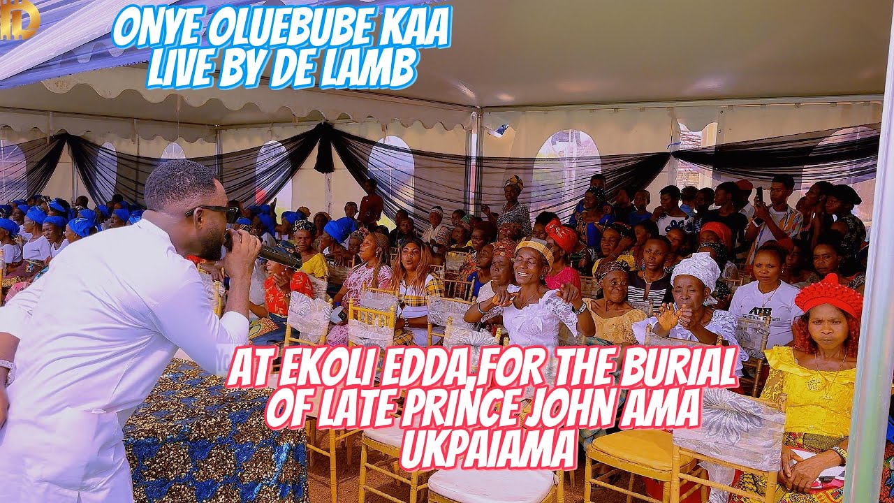 Extra ordinary praise section live at Edda by De Lamb Onyebuchi