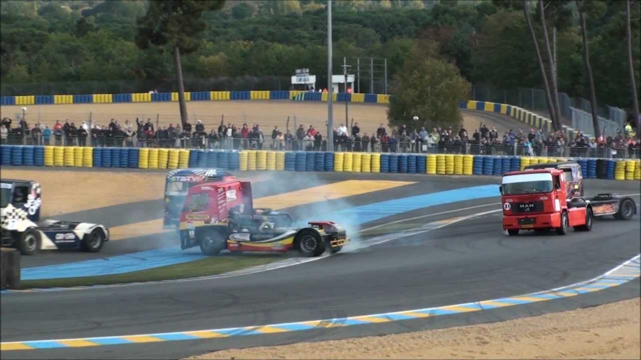 Du grand spectacle sur la piste - 24 heures camions 2011 au Mans.