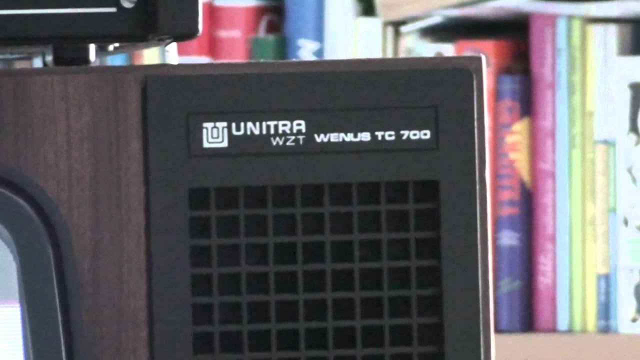 UNITRA WZT WENUS TC700 podczas remontu