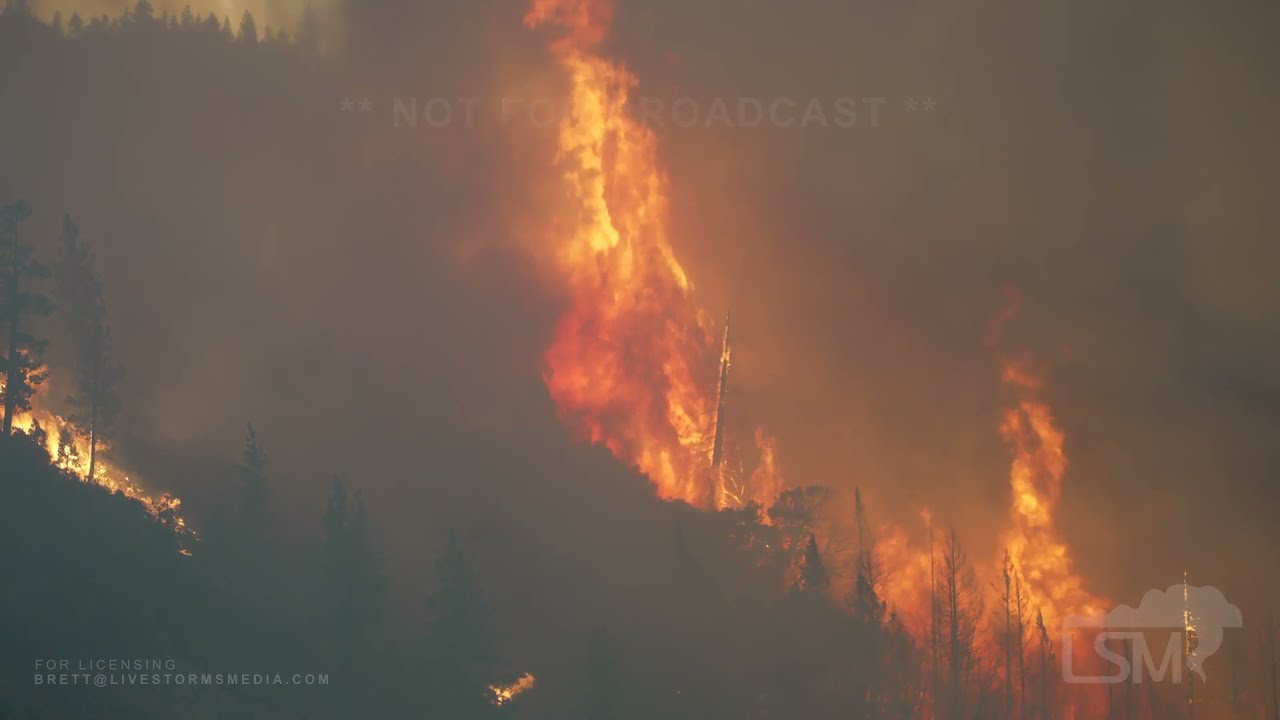 07-19-2021 Twain, CA - Dixie Fire Explodes - Massive Flames- Scenes- SOT- Evacuations