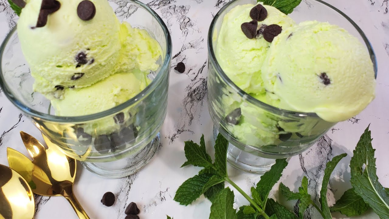 HOW TO MAKE MINT CHOCOLATE CHIP ICE CREAM// MINT ICE CREAM SUGAR FREE