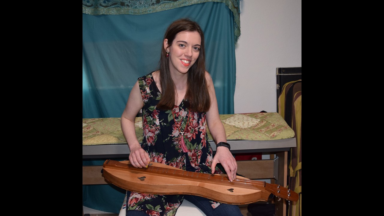 Jessica Comeau - “Suo Gân” (Traditional Welsh lullaby on mountain dulcimer)