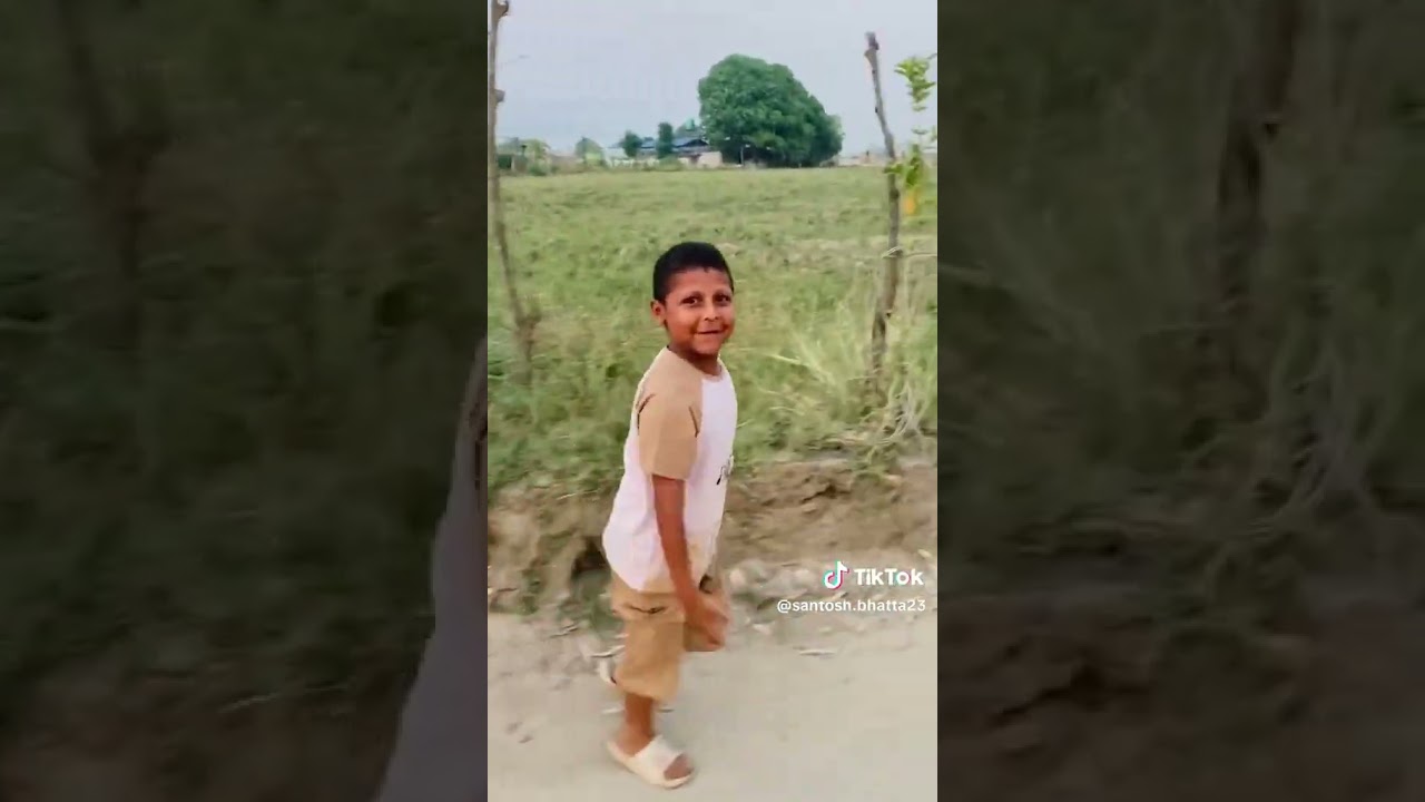 Durga Prashai sir Katai bhagnu hunnna kole bhano bhachha bhanera ya hernuhos p😁😁😁🇳🇵🤪🤪