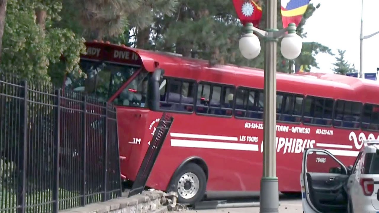 Calls to close road near Parliament Hill after gate rammed