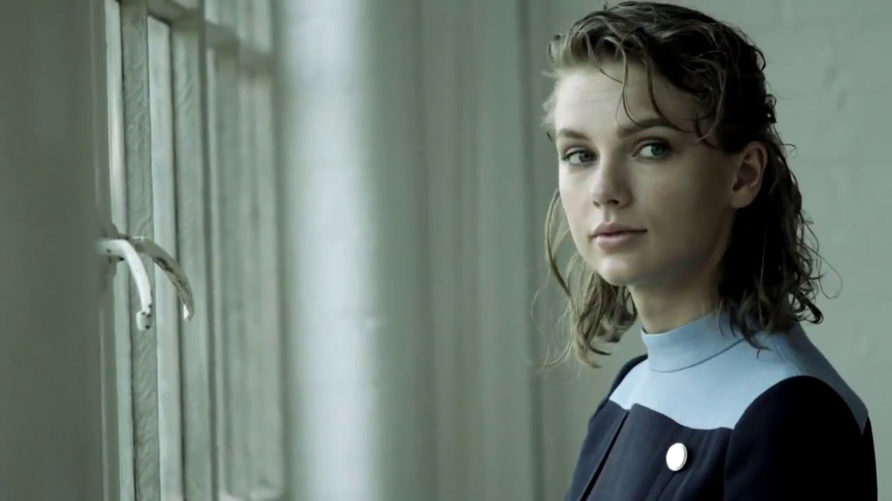 Taylor Swift | Behind the Scenes of 