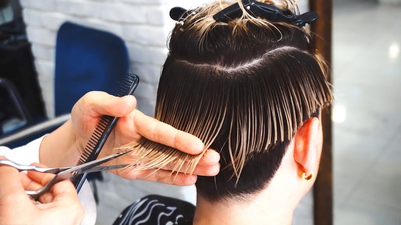 Amazing Haircut - Short Modern Pixie Undercut (Blonde Highlights)