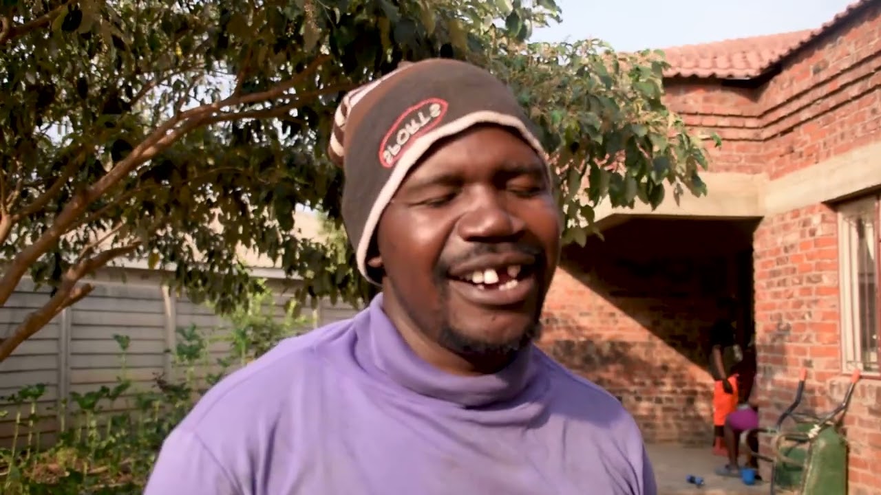 Pakati paDyson na Mahomwe ane ka 