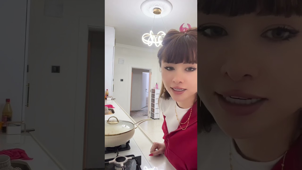 Nia Furkana Ləzzətli Yemək Biṣirdi🥗