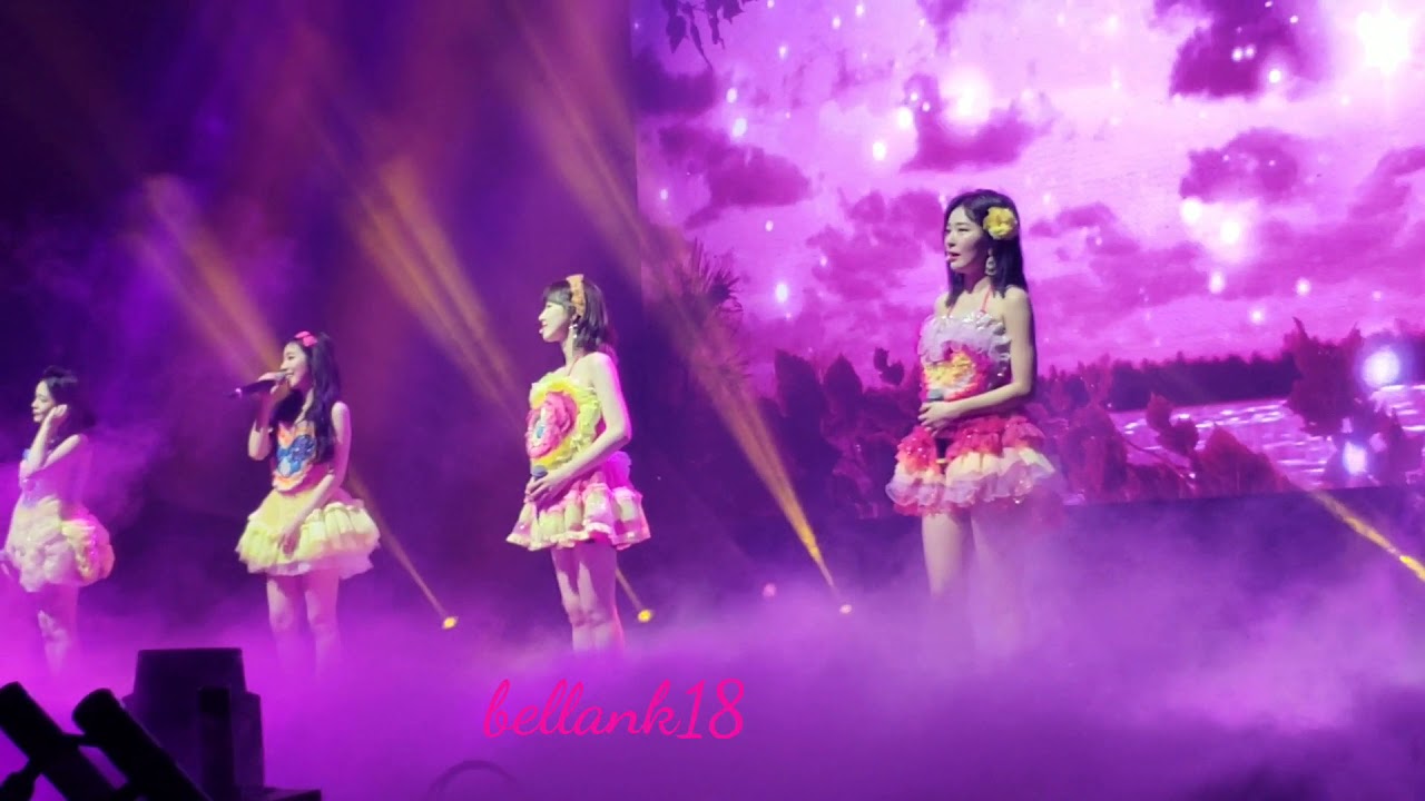 190210 (Moonlight Melody + Seulgi birthday banner event 💕💕) Red Velvet 'RedMare' in Dallas
