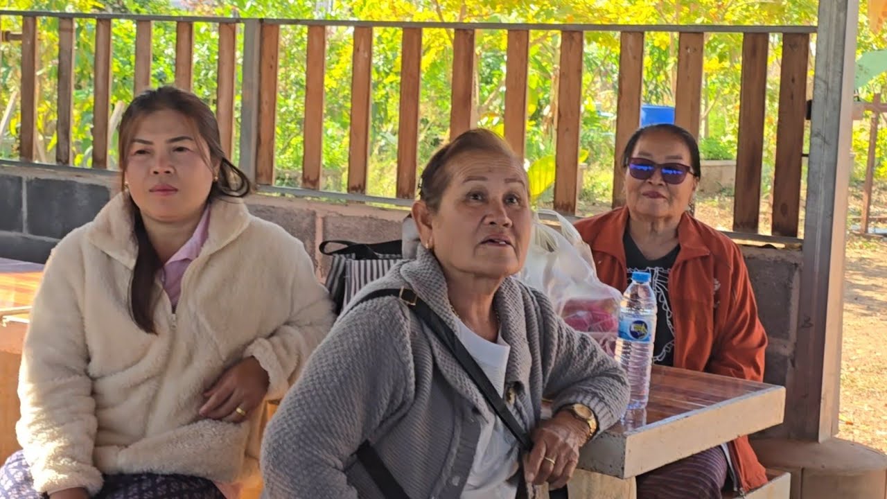 สุดขนลุก แม่คำน้อยพาใครมาแก้บนชนะเลือกตั้งใหญ่