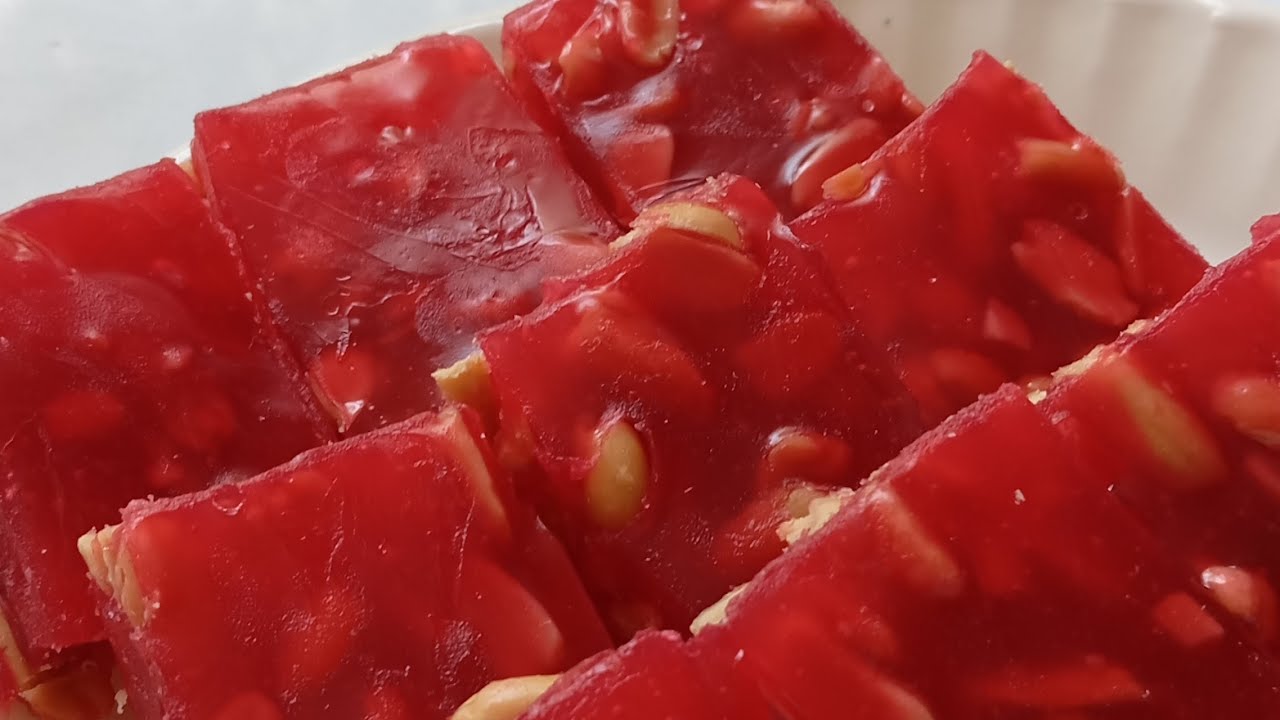 بكوبايه ونص من السكر و شوية مكونات بسيطه هنعمل احلي دوميه او ملبن احمر من حلويات المولد ♥️😘 توفير 