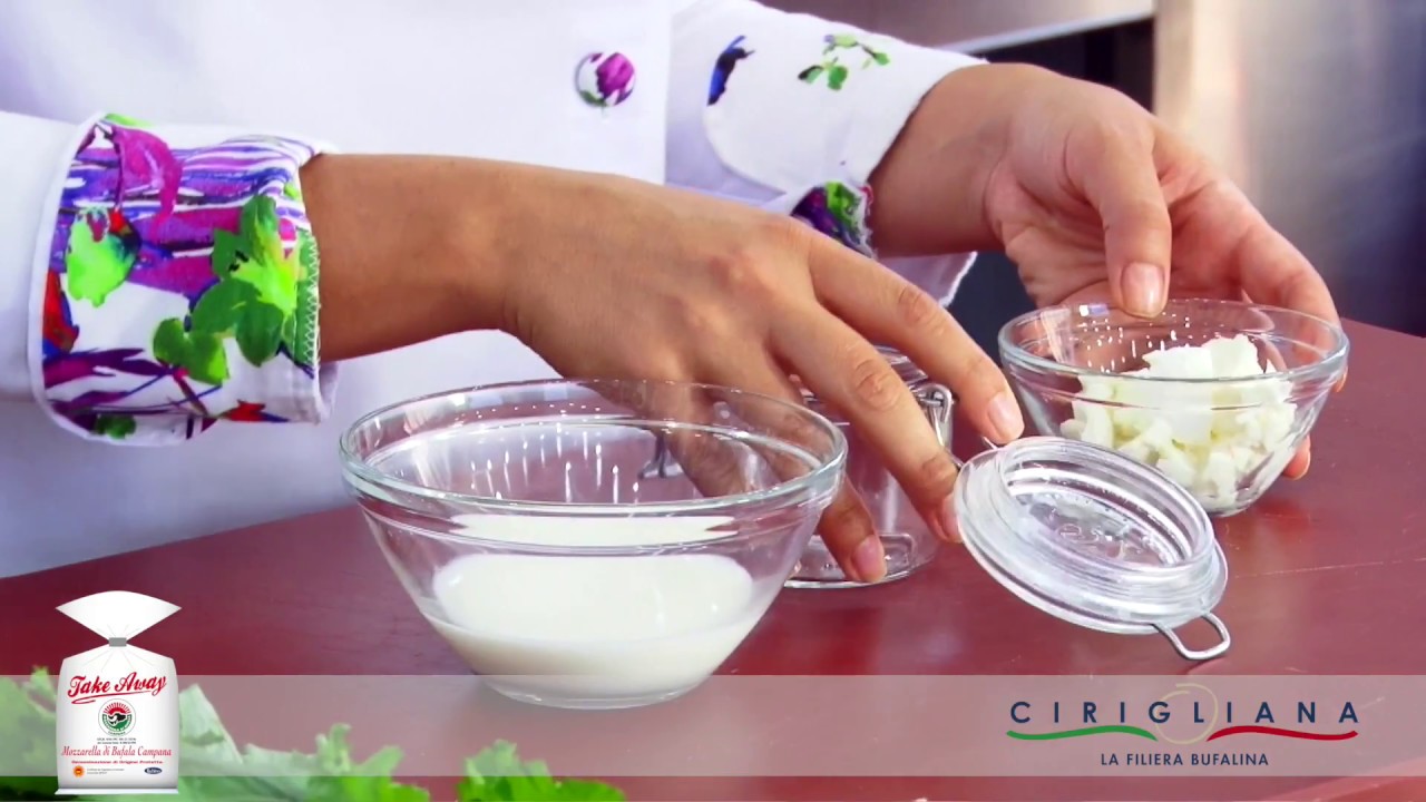 Spaghettone alle cime di rapa con fonduta di mozzarella - Mozzarella di Bufala Cirigliana