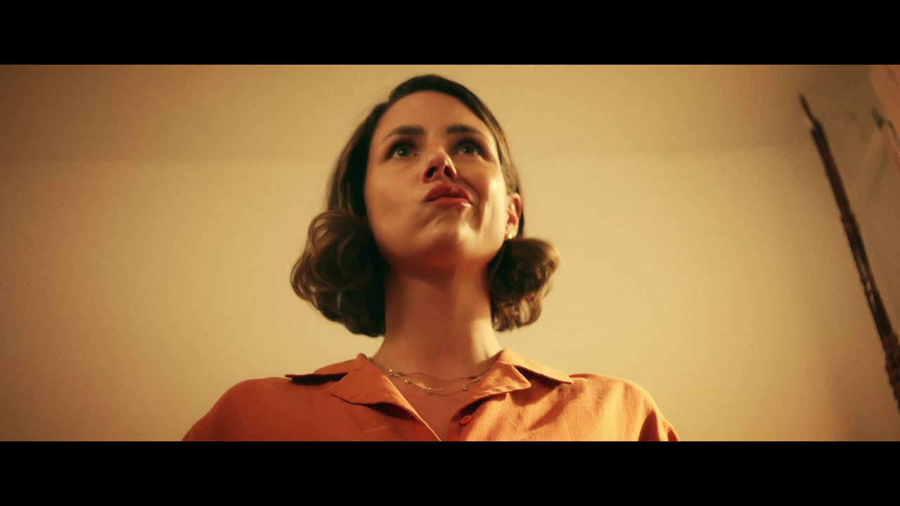 FASHION SPEC AD - RED KOMODO + COOKE MINI S4/i