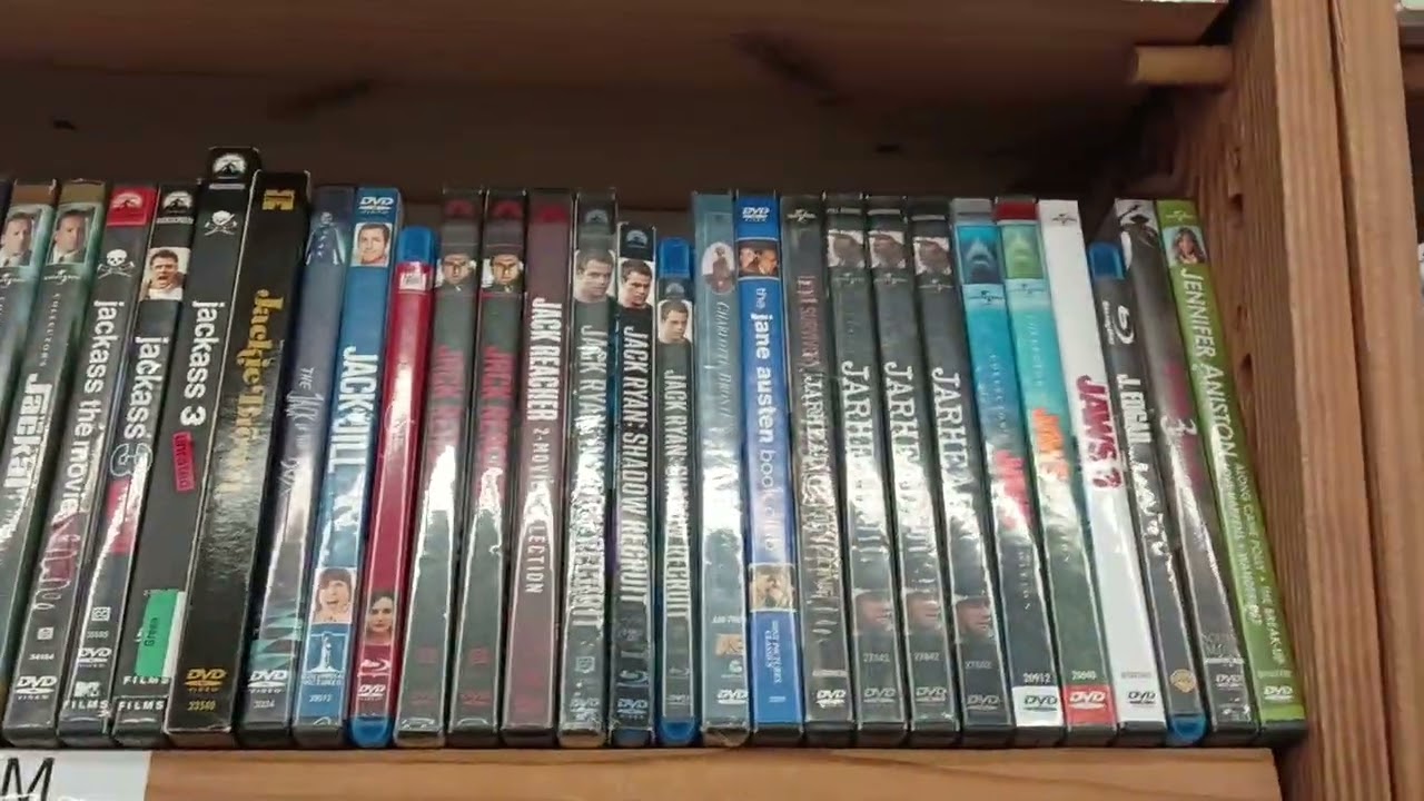 A little bit of everything | come shopping with me at half Price books