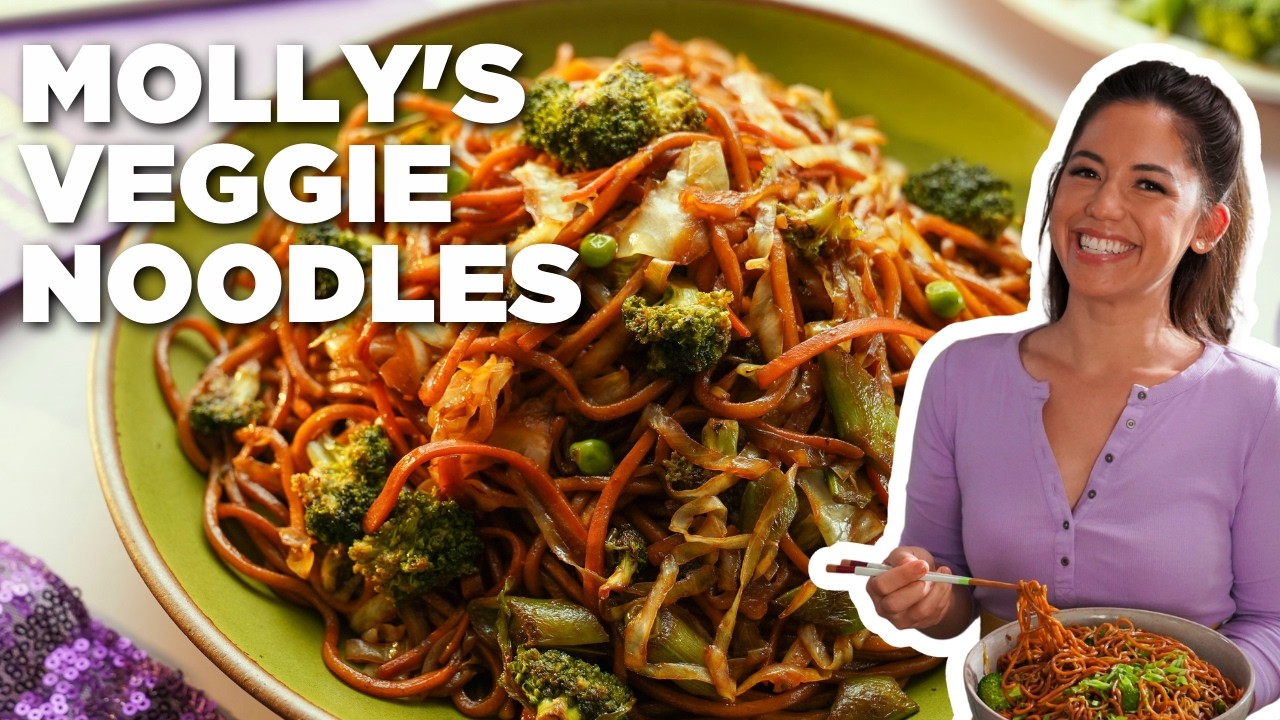 Molly Yeh's Veggie Pan-Fried Noodles | Girl Meets Farm | Food Network