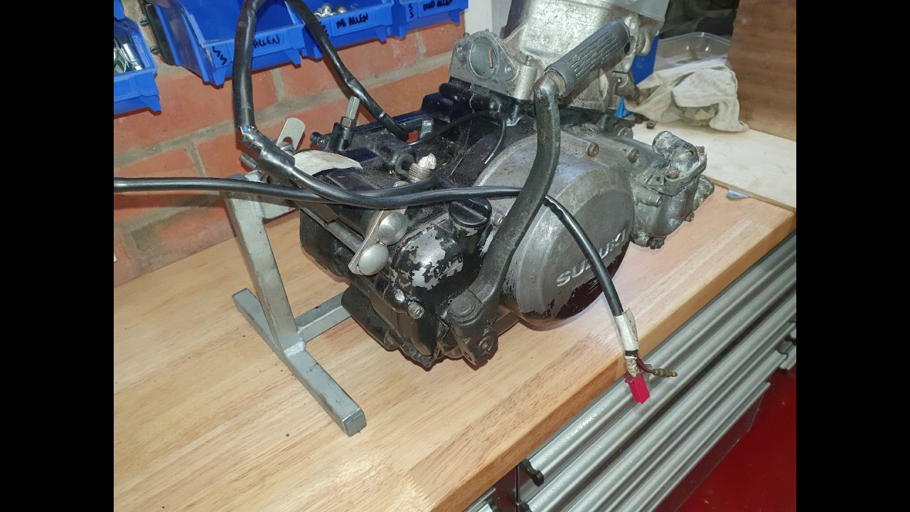 Suzuki rg 125 Engine Strip and rebuild including vapour blasting