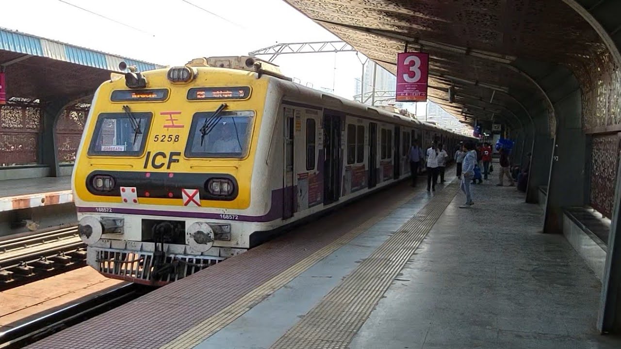 Bombardiar spotted twice while roaming in harbour line