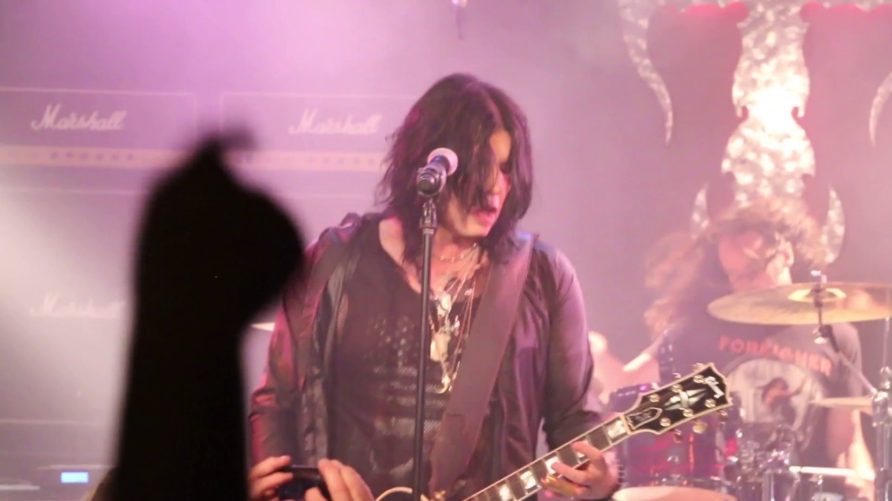 Tom Keifer - Still Climbing - Count's Vamp'd