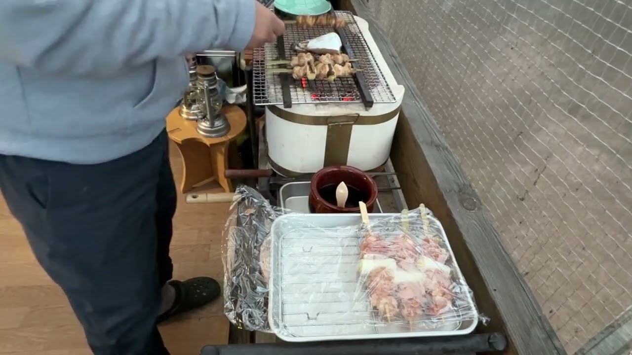 『二拠点生活の楽しみ』ベランダで炭焼きして、それをアテにホッピーを呑む！