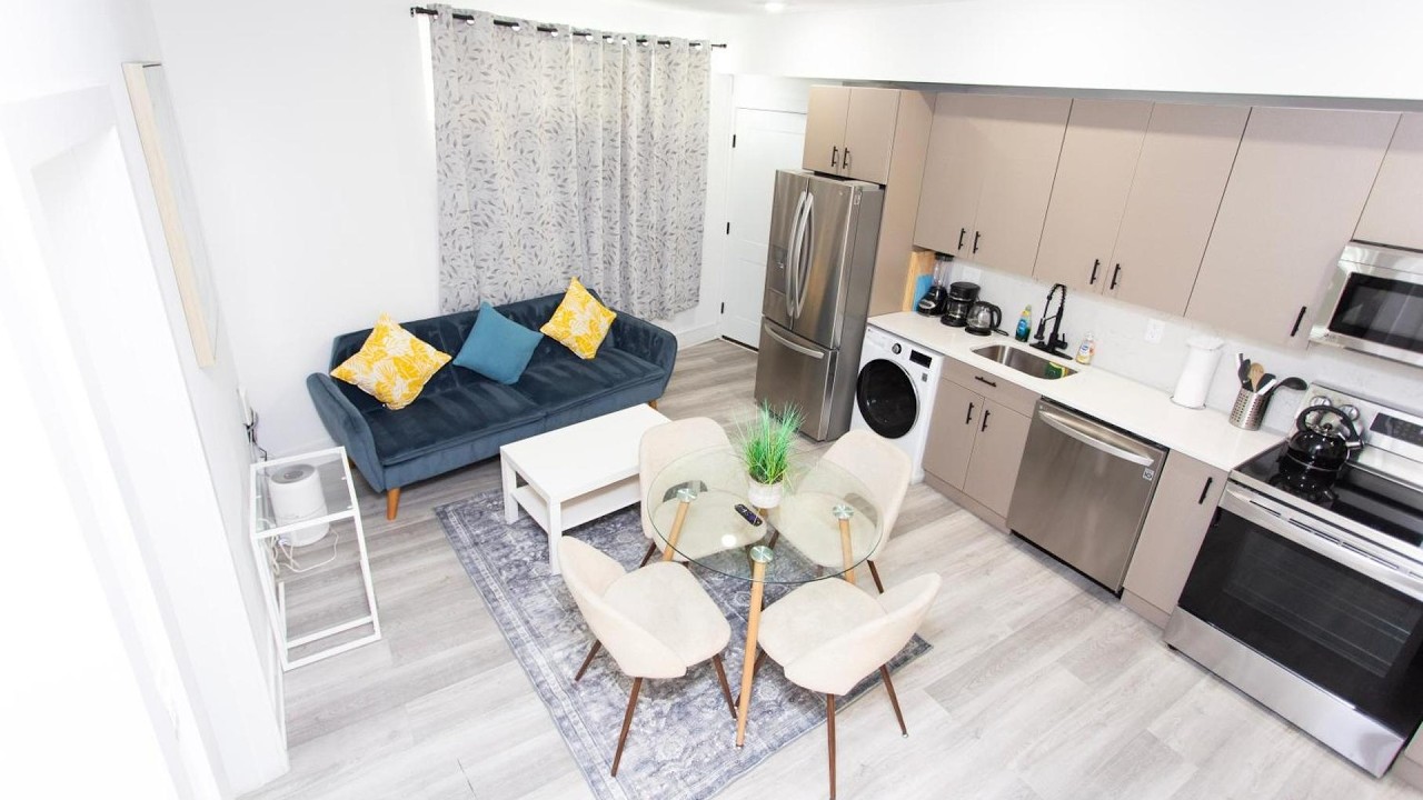 Lux Capitol Hill Vacation Home, In-House Services | Washington D.C., United States | Hotel Review 🏨