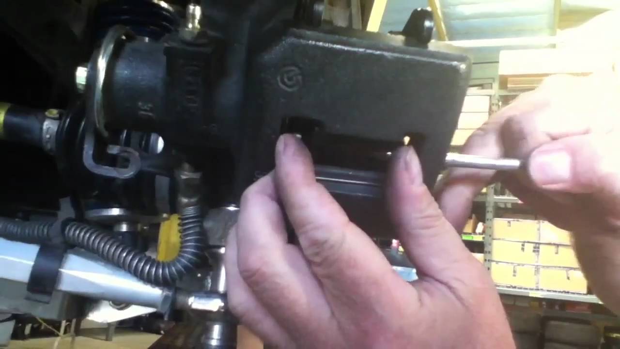 Sector111 Tech Tip -  Lotus Brake Pad Change