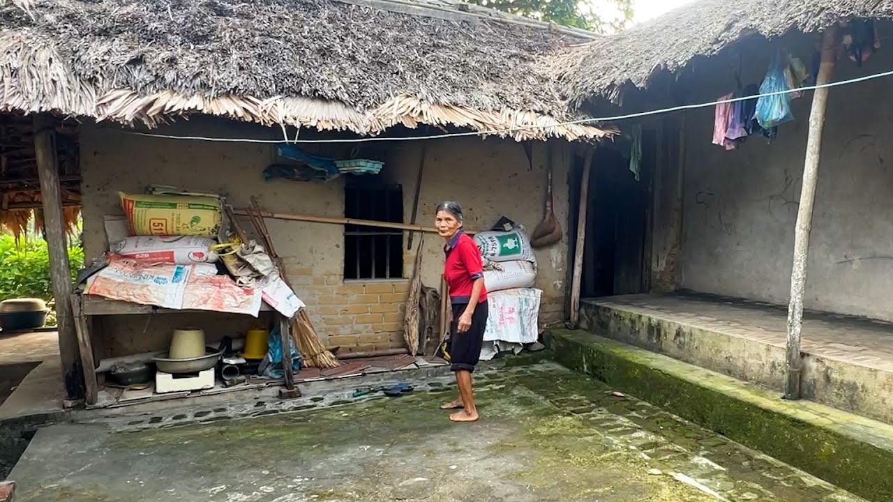 Building FREE. Help Orphaned Teacher, Retired Living in a House Made of Earth.