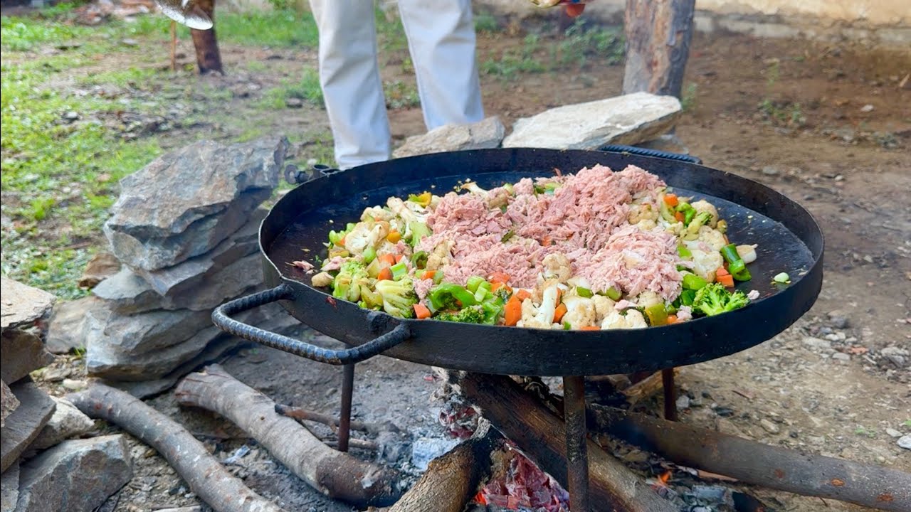 EL CUATE NOS ENSEÑA A PREPARAR ESTE ARROZ MUY A SU ESTILO || RUTA LA NUEVE