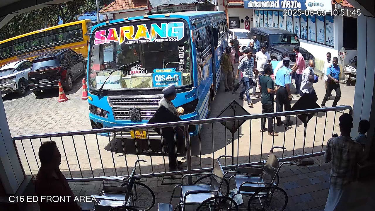 വടകര സഹകരണ ആശുപത്രിയിലേക്ക് കുതിച്ച് 'സാരംഗ് ബസ്'; ഒന്നരവയസുകാരൻ തിരികെ ജീവിതത്തിലേക്ക്